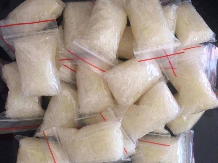[-]Yến[-]sào[-]siêu[-]rẻ:[-]Coi[-]chừng[-]tẩm[-]bổ[-]đặc[-]sản[-]'lởm'?